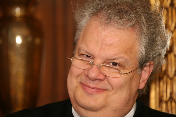 Jean Valvis Alchetron, The Free Social Encyclopedia