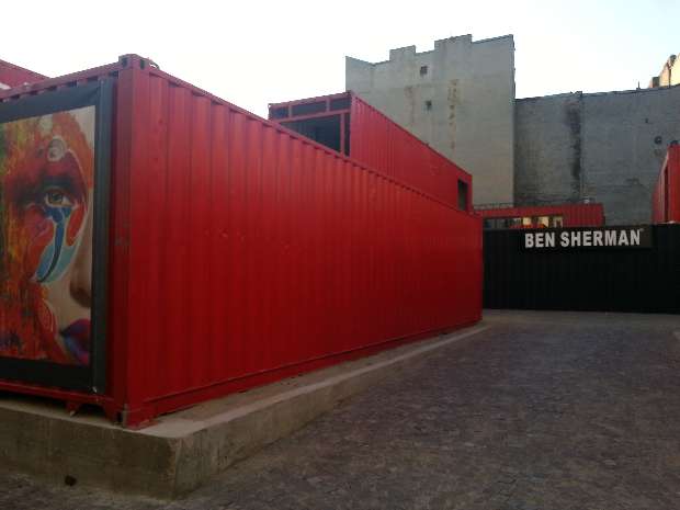 pop up art chirileasa 2