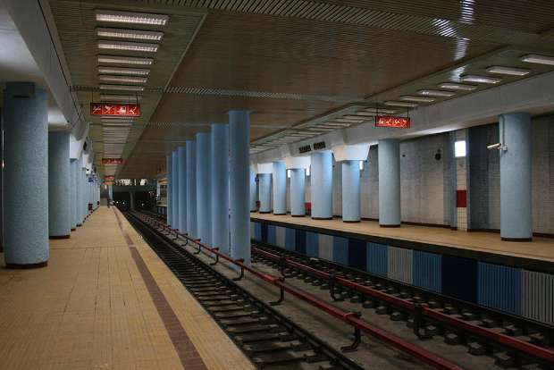 metro station 2
