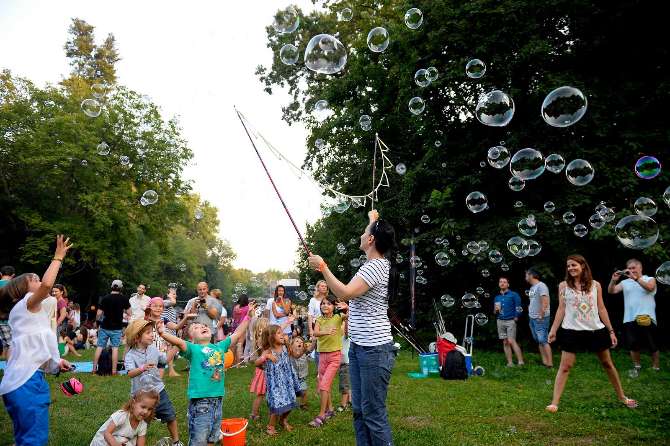Airfield Festival - you play