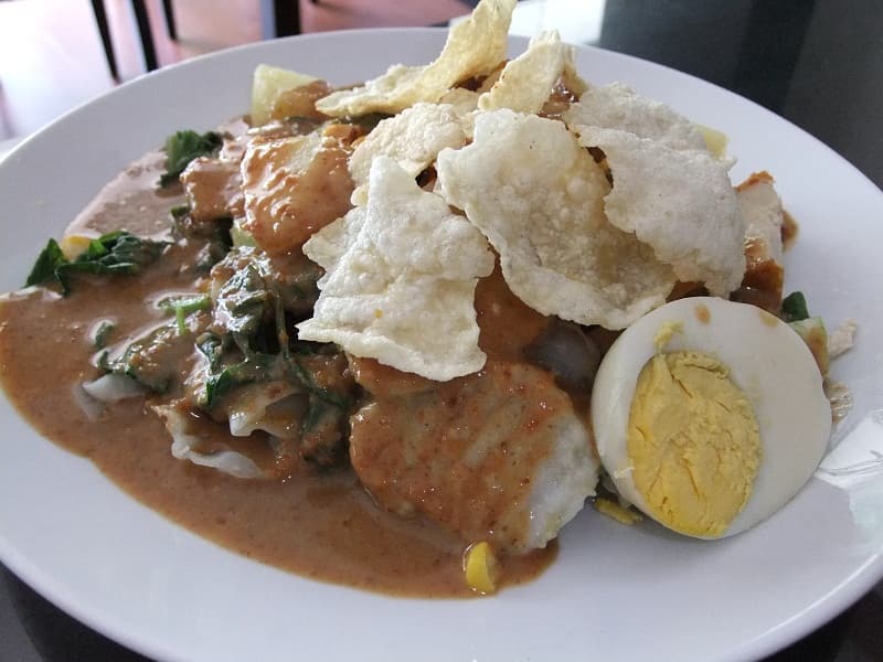 Romanian chef wins Indonesian food contest