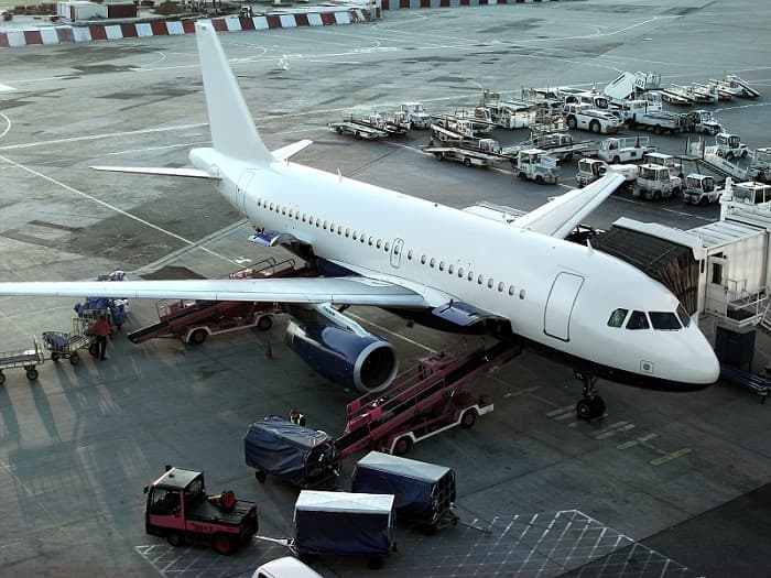 Passenger air traffic could rise by up to 10% this year in Romania - Transport Ministry rep.