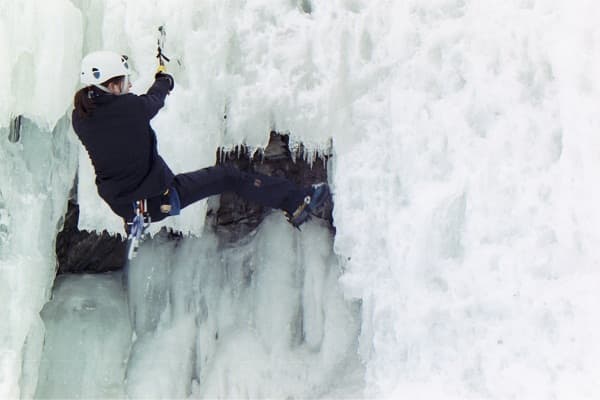 Ice Climbing World Cup stage to be held in Busteni this week