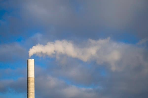 Romania to grant free carbon emission certificates from 2013
