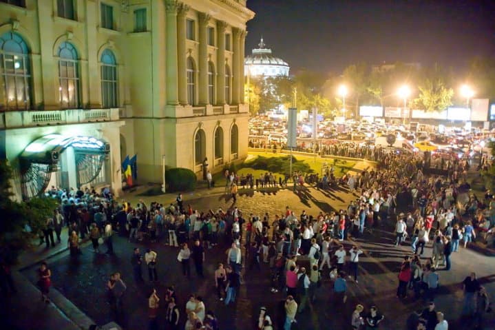 Night of Museums gathers over 100,000 sleepless visitors in Romania