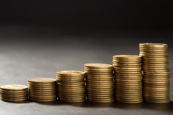 Investments in economy up 9 percent in Romania last year