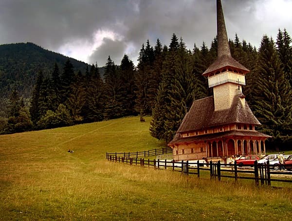 World Tourism Organization: Romania should focus on countryside, Delta, mountains to attract tourists