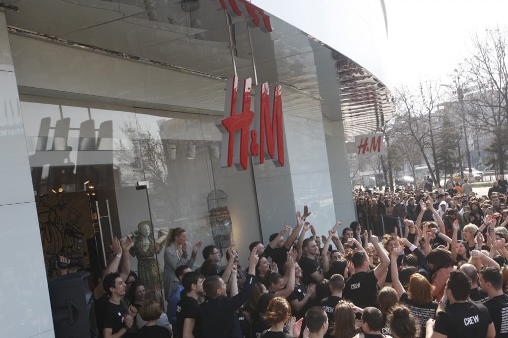Swedish clothing retailer H&M records fastest sales growth worldwide in Romania