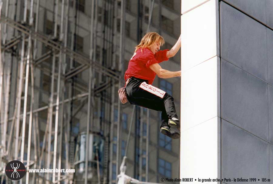 Urban climber Alain Robert 'Spiderman' to climb Intercontinental Hotel in Romania