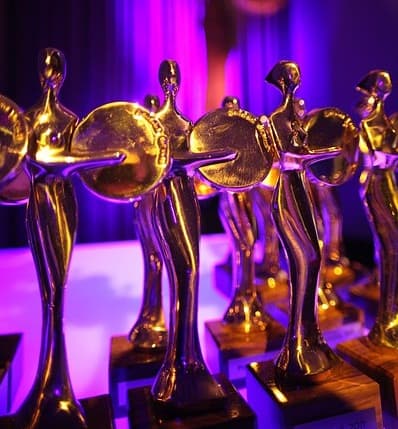 McCann Erickson Romania awarded at Golden Drum for Rom and Vodafone campaigns