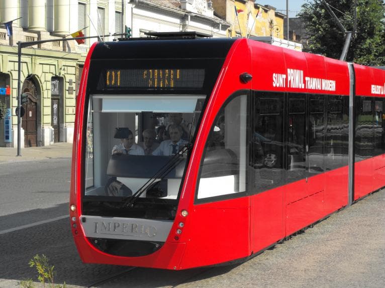 Siemens and Romanian Astra Arad's tram Imperio to be tested in Bucharest next spring