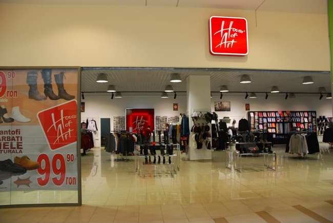 Romanian retailers House of Art and Levis open insolvency procedures