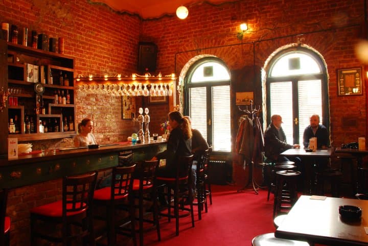 Bar review: James Joyce's Pub, an oasis in the center of Bucharest