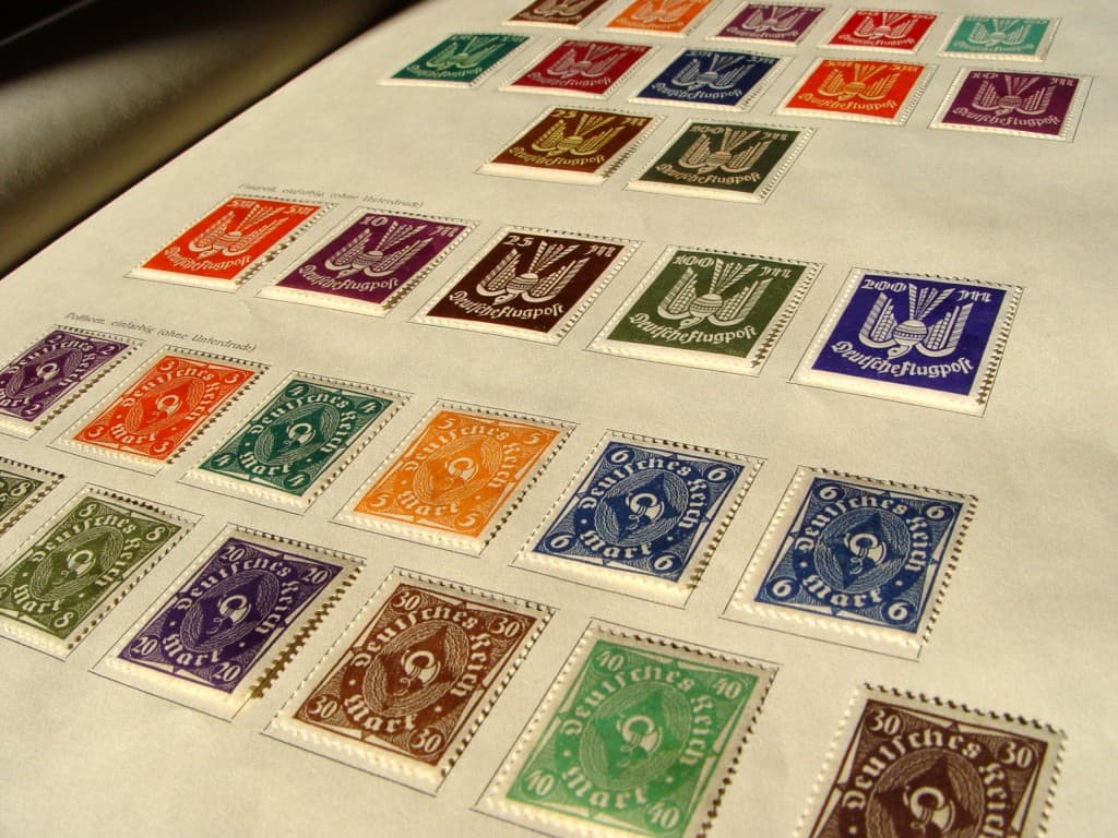 MPs want to move Romania's EUR 700 mln stamps collection from Romanian Post to National Central Bank