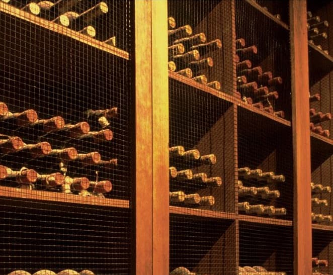 Heritage restaurant in Bucharest opens cellar and sells collector wines at auction