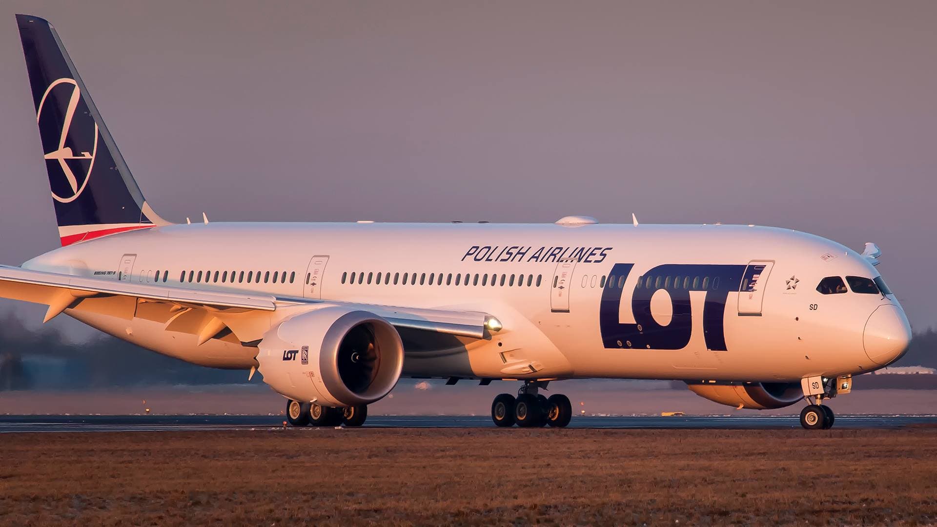Polish airline LOT adds Bucharest-Budapest flight