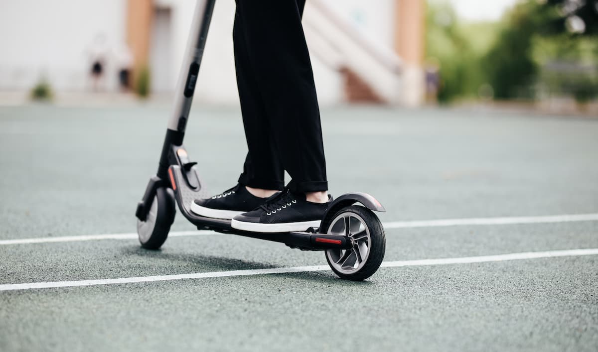 Sales of e-scooters surge in Romania