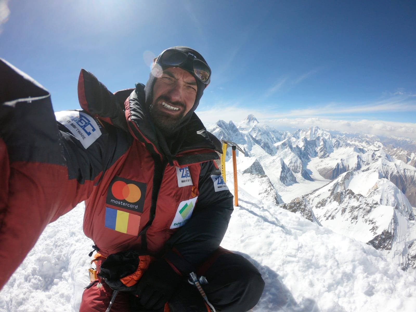 Romanian climber conquers Gasherbrum II peak without supplemental oxygen