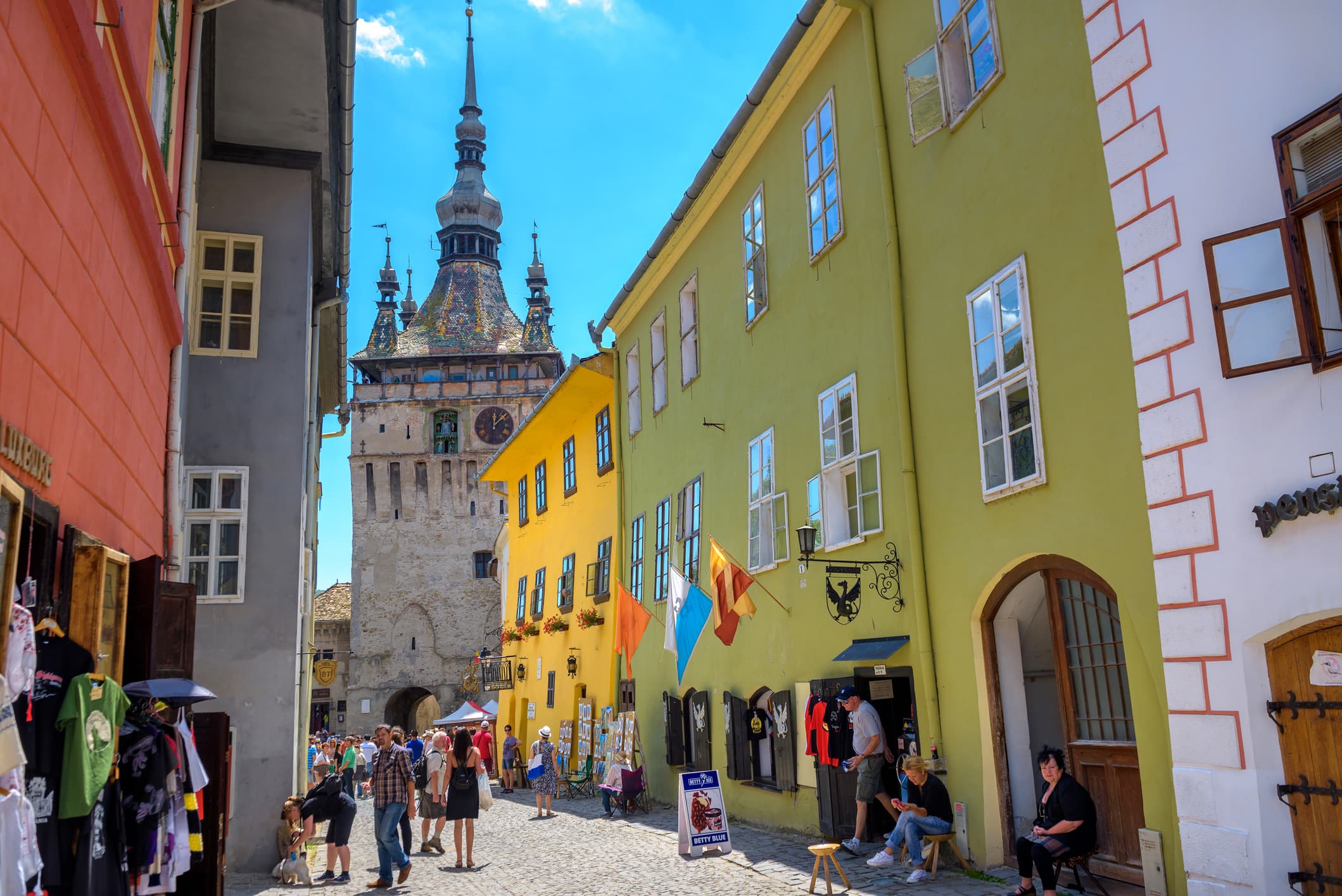 Weekend calendar: Râșnov Histories and Film Festival, Sighișoara Medieval Fest, Creative Fest, ARTmania