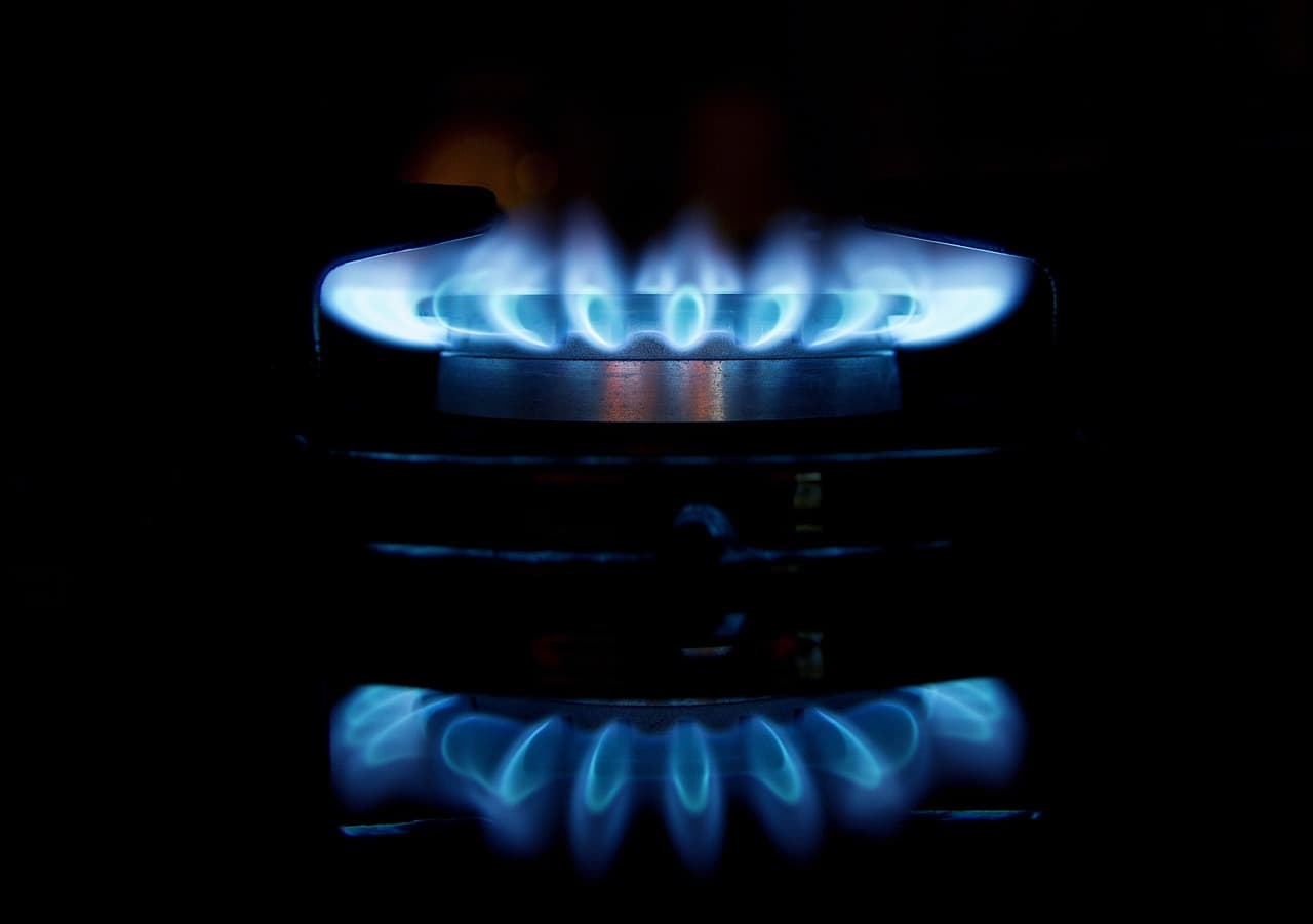RO Govt. to “help” natural gas prices decrease, if free market fails