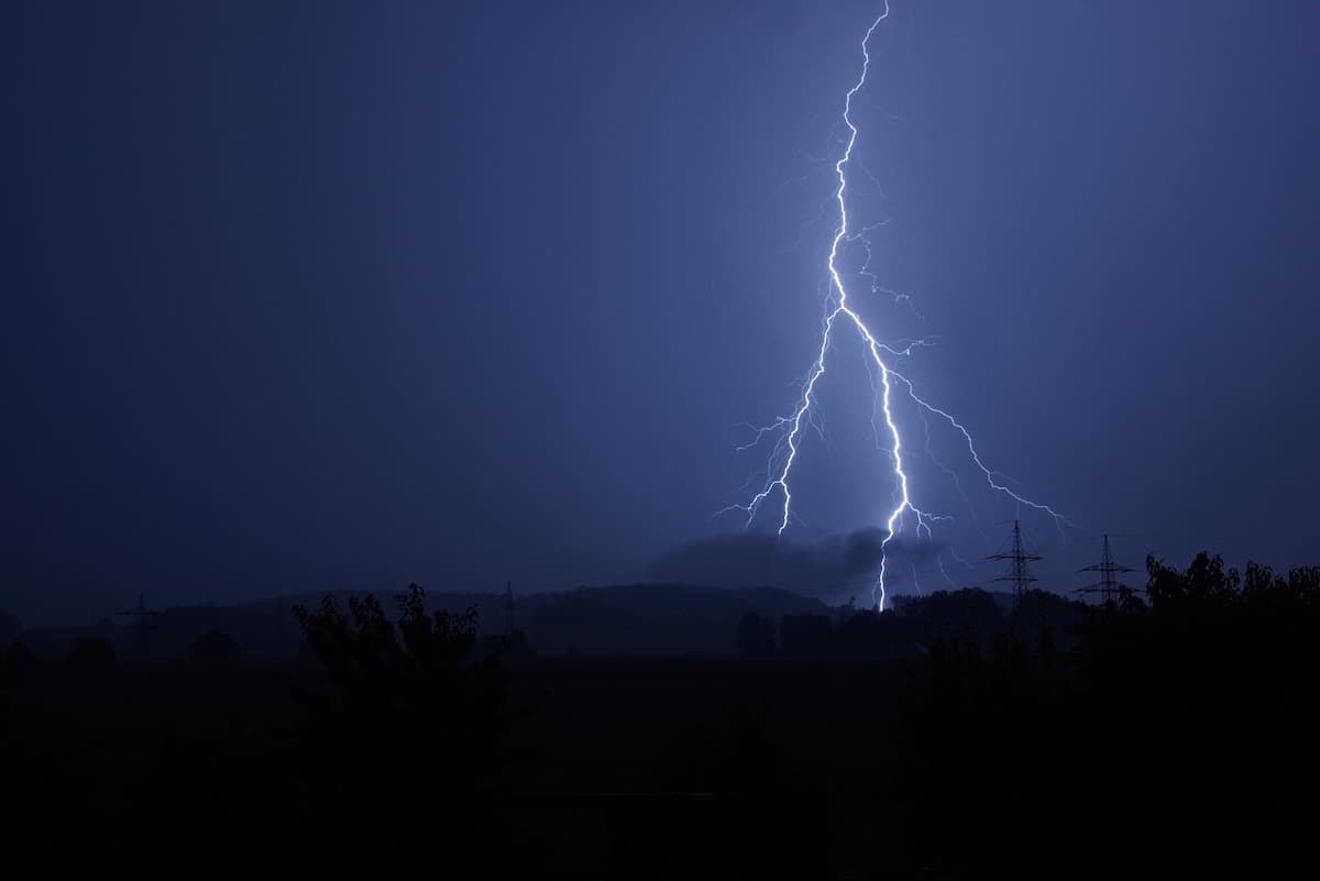 Shepherd dies after being hit by lightning in Romania’s Calimani Mountains