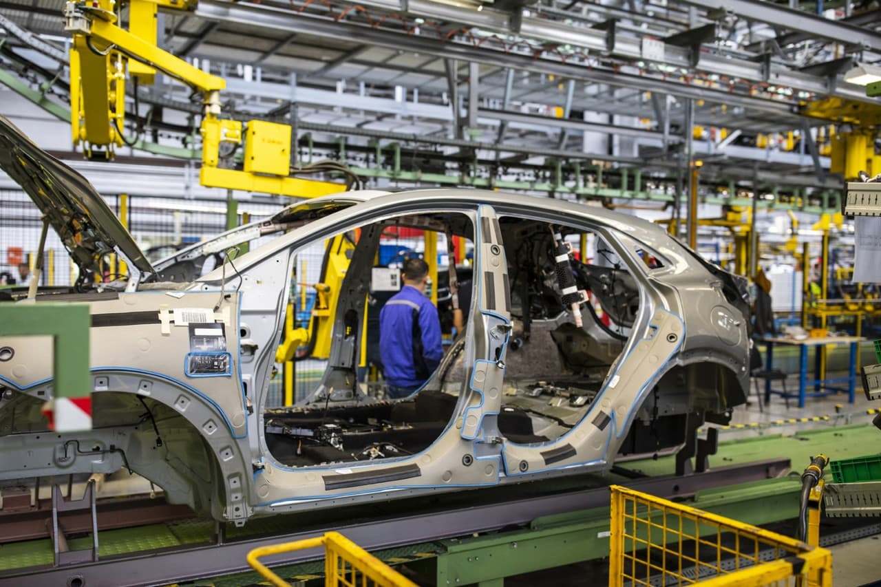 Economy vs. coronavirus: Ford could suspend production at factory in Romania