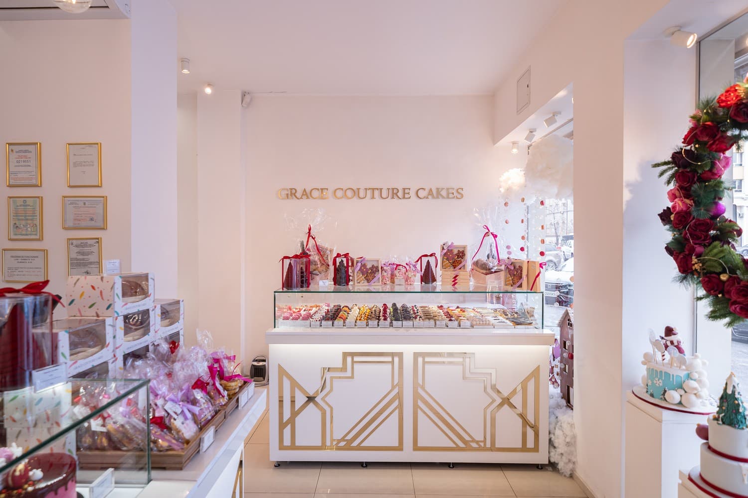 (P) Grace Couture Cakes launches the first online store in Romania dedicated to sweets and sweet gifts