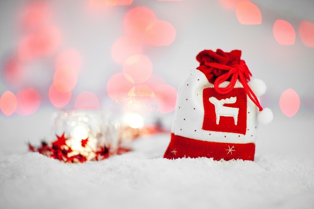 Weekend calendar: IWA Charity Christmas Bazaar, St. Nicolas fair, movie openings