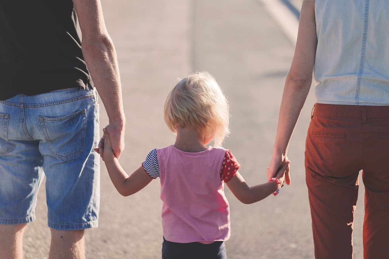 Romania's Govt. cancels July child allowances hike by ordinance