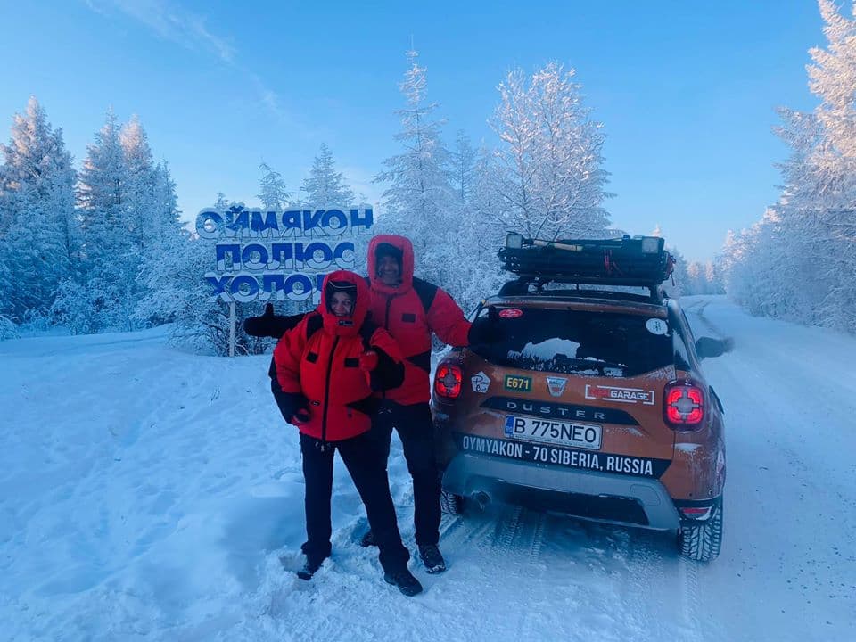 Two Romanians drive over 11,000 km to the coldest village on Earth in a Dacia Duster