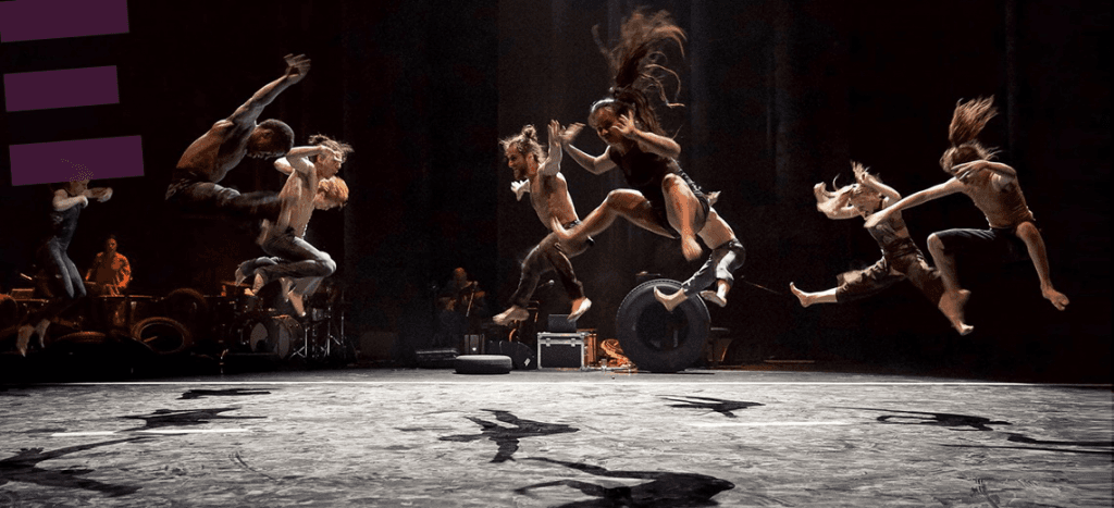 Contemporary dance performance Traces presented in Bucharest