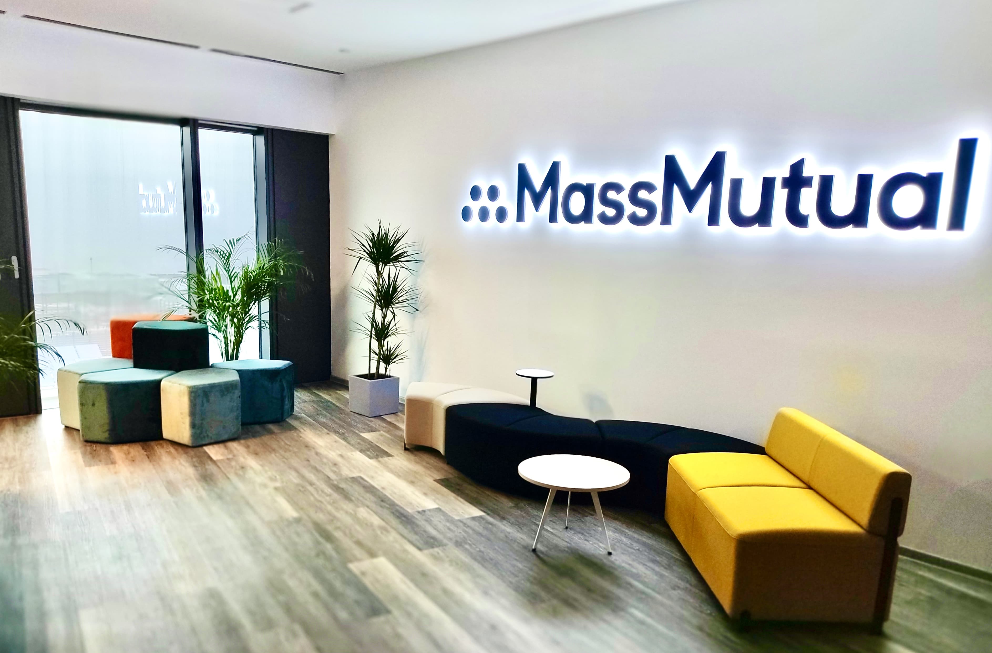 US insurer MassMutual to hire 250 for Bucharest, Cluj centers