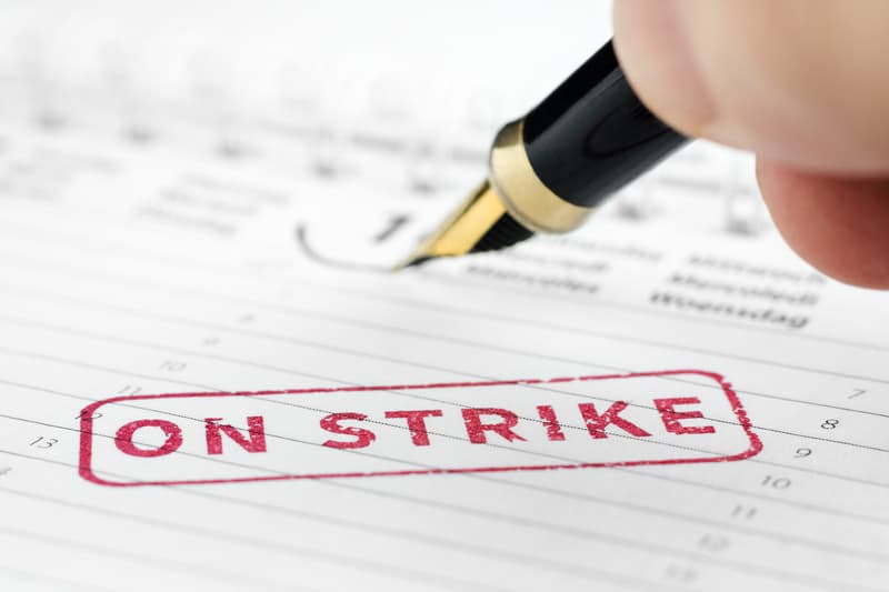 Romanian trade unions prepare for possible general strike over austerity measures