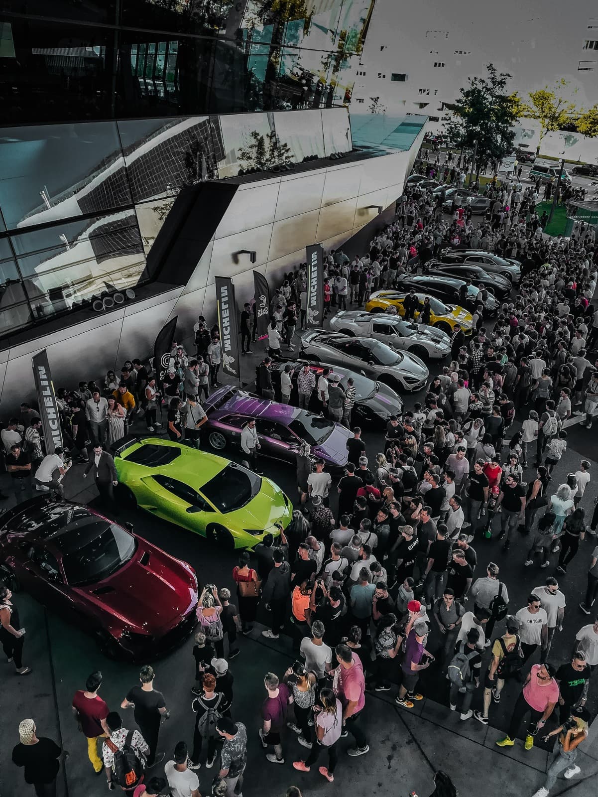 Rally puts supercars on show in 5 Romanian cities starting today in order to promote save driving
