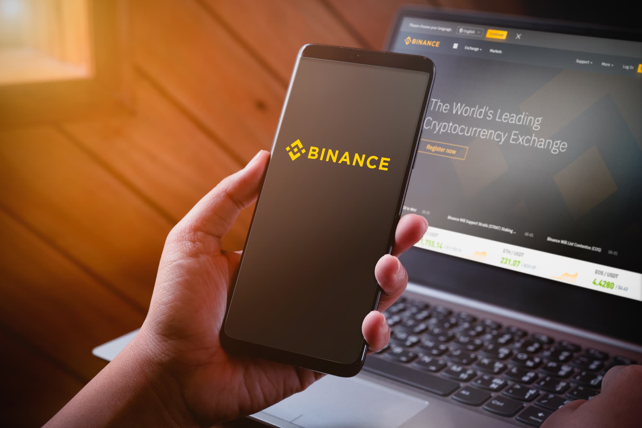 Binance boss announces office in Romania, customer support in Romanian