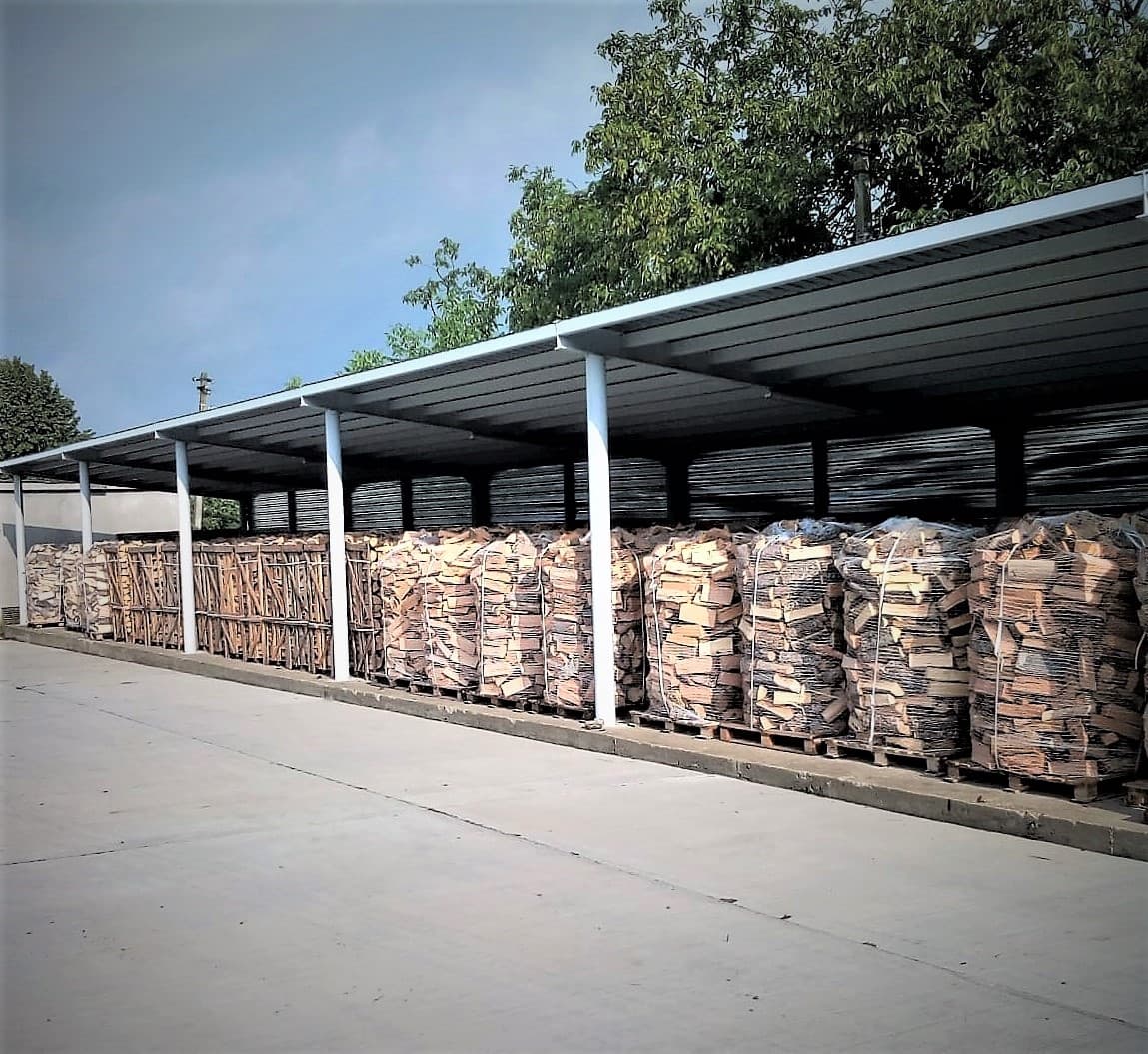 Romanian state to provide more firewood to households