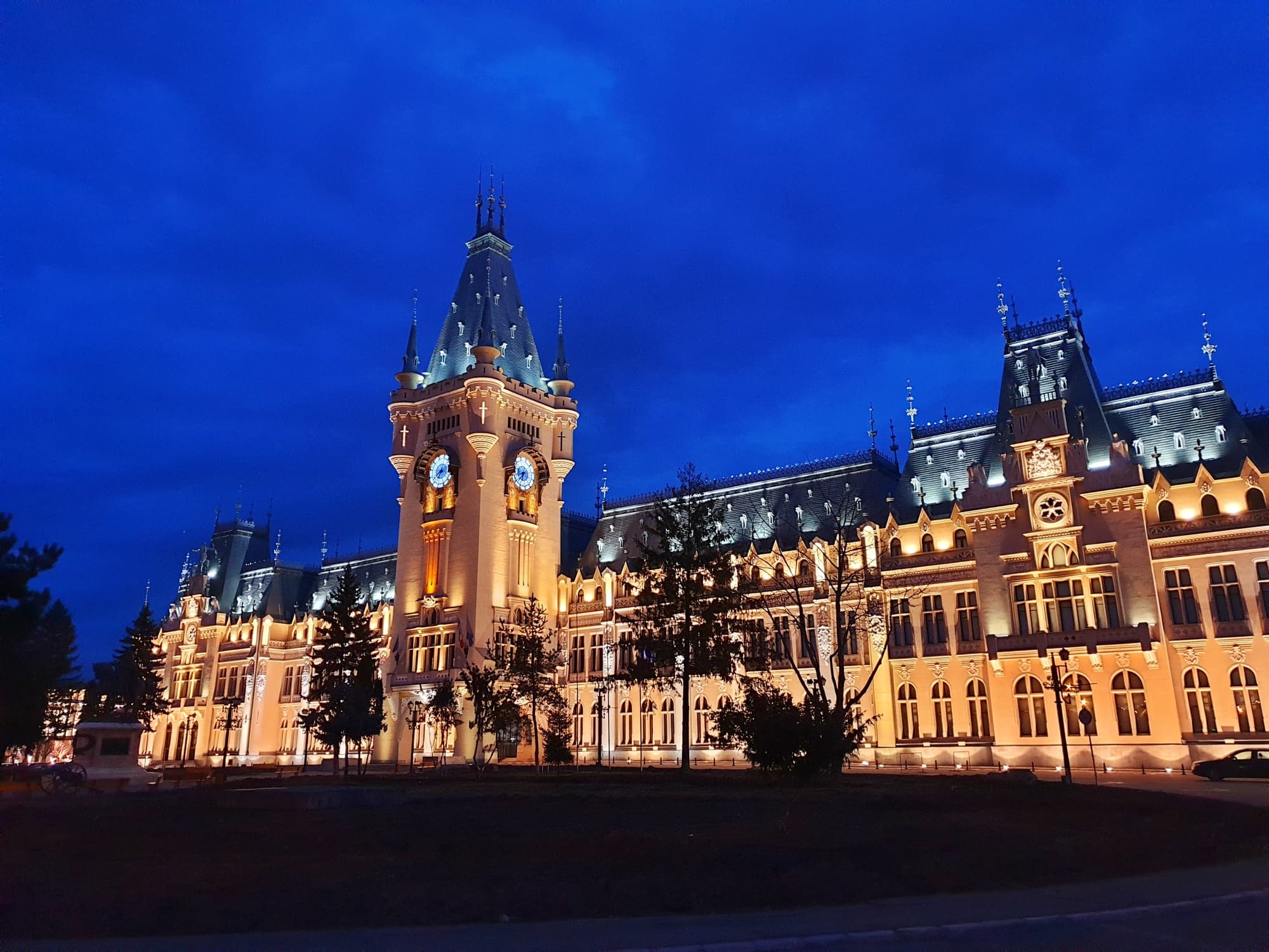 Iași to shut off architectural lighting to save on energy