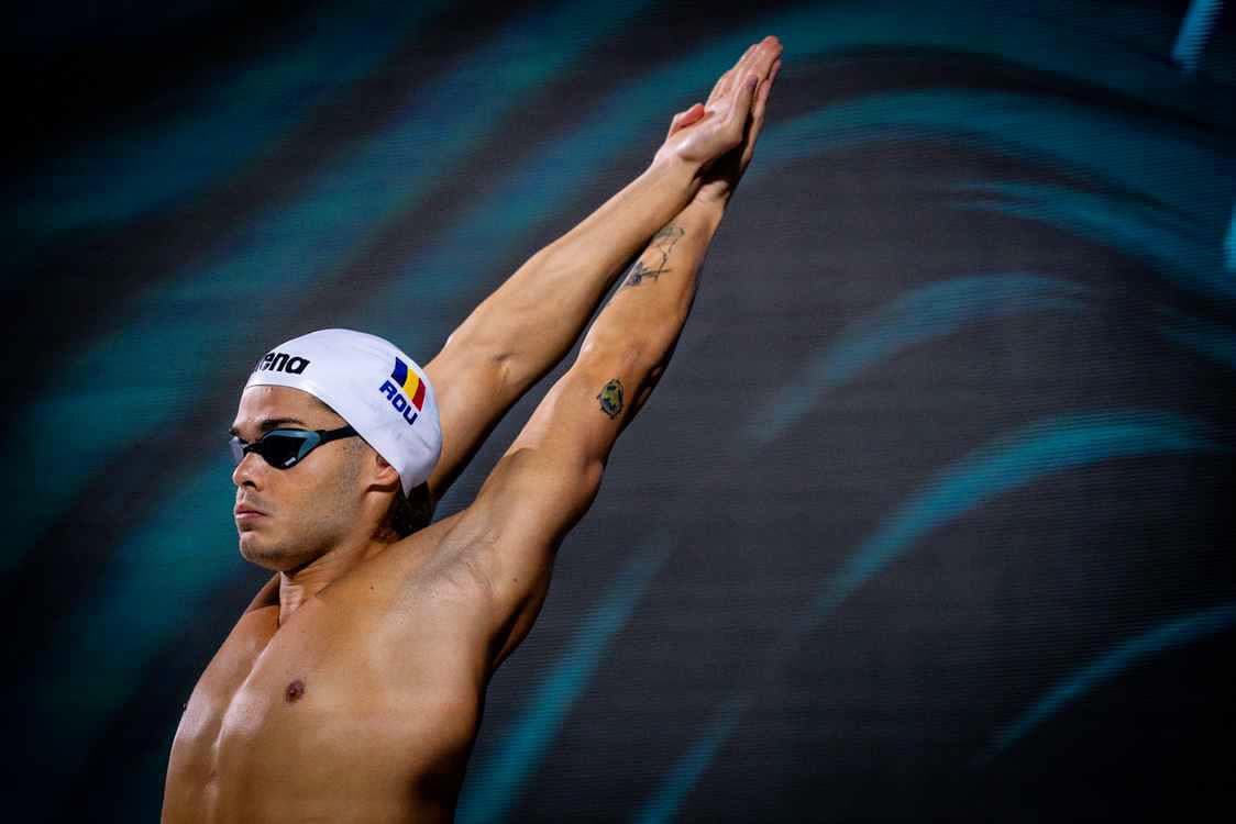 Romanian swimmer Robert Glință announces retirement at 25 years old