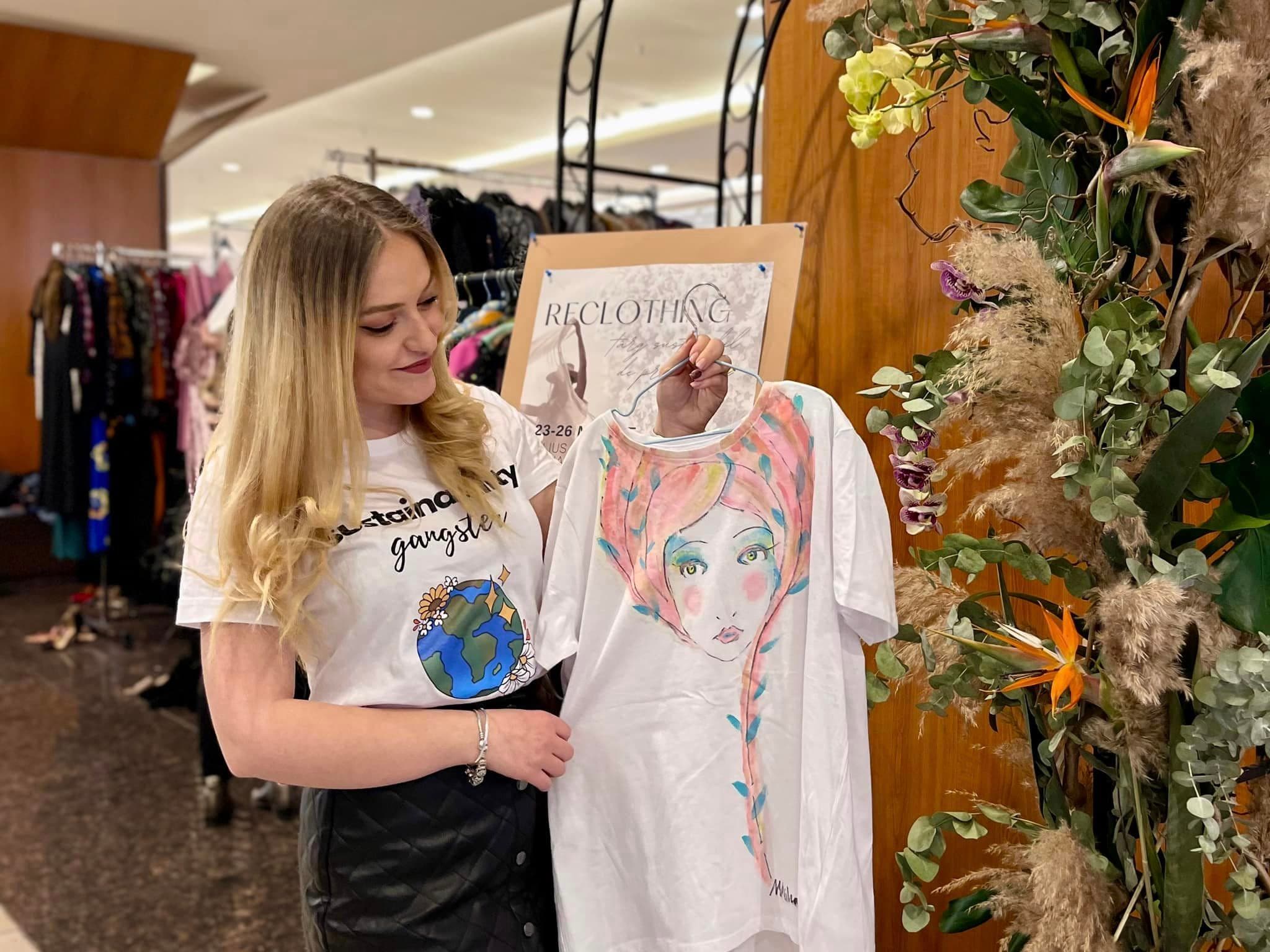 Cluj-based NGO collects over RON 25,000 from charity clothing fair, aims for children's social projects