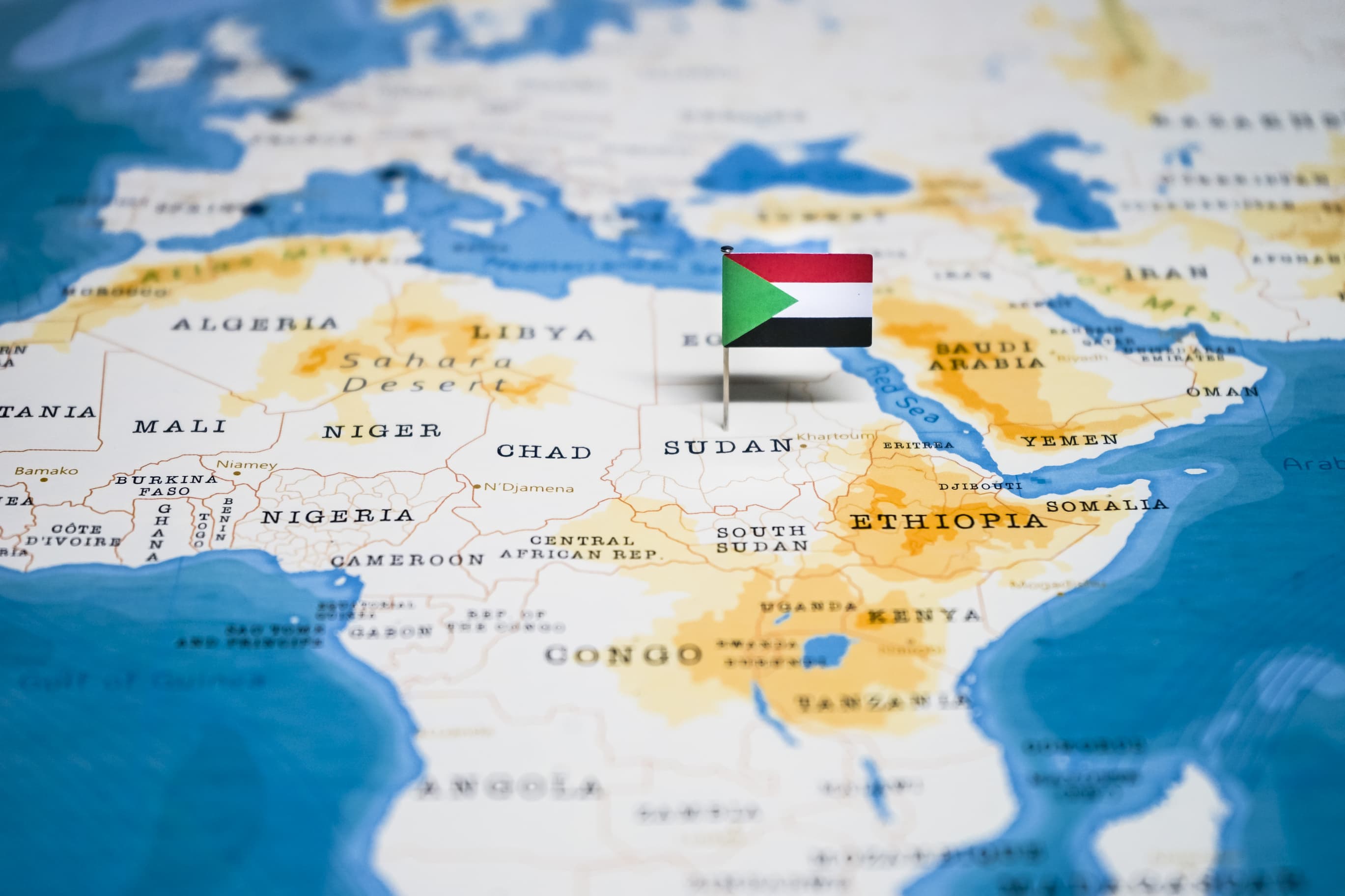 Romanian citizens and families ask for evacuation as civil war erupts in Sudan