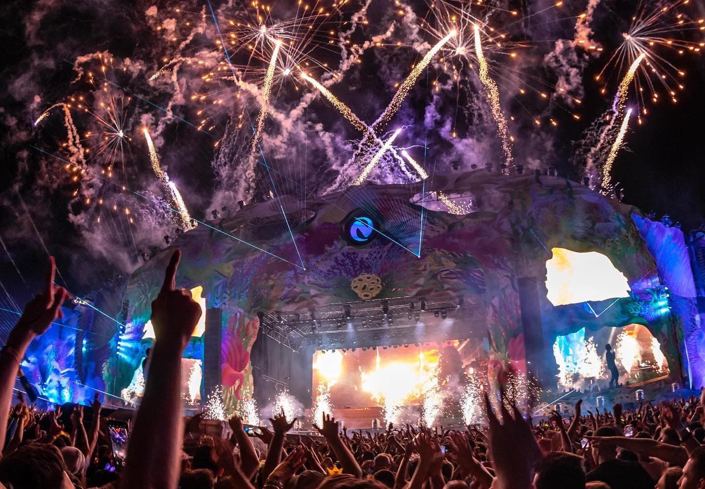 Romanian seaside festival Neversea announces first artists: Maluma, Nick Carter