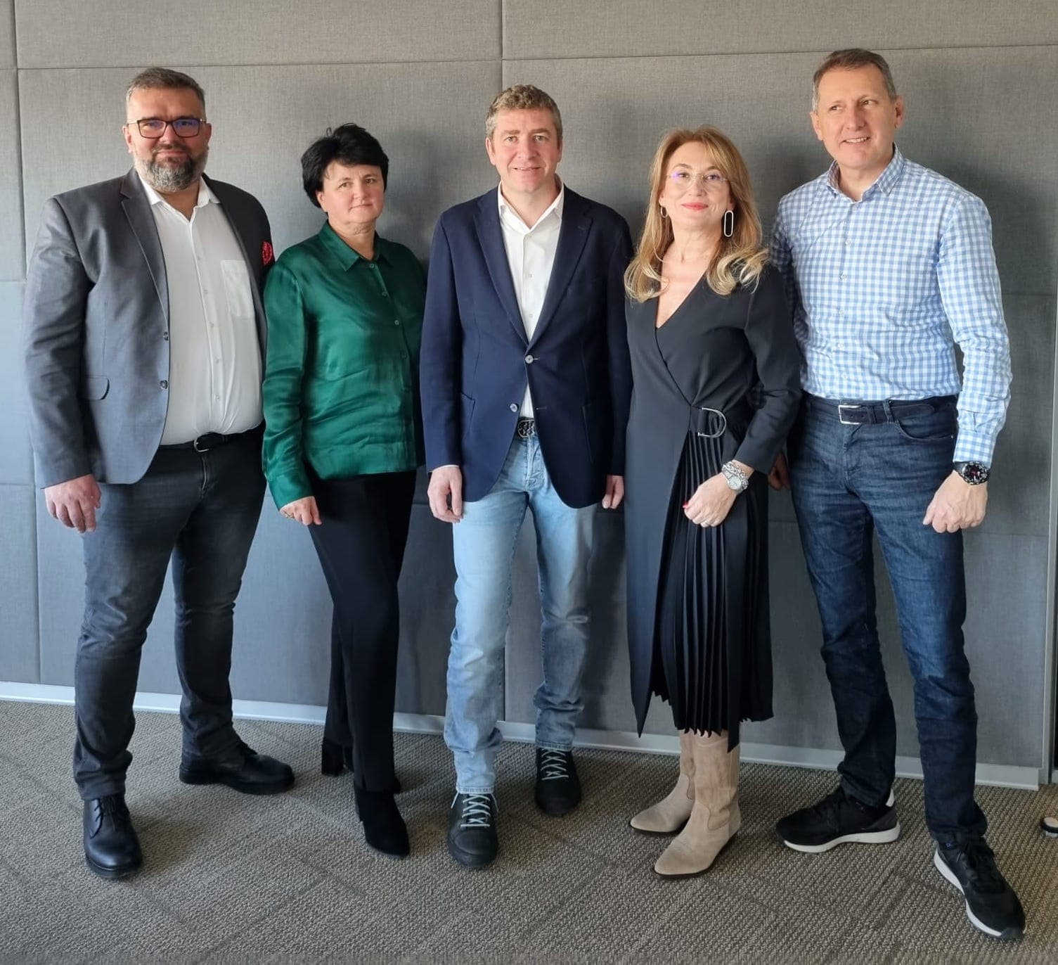 KADRA, one of the leading Romanian providers of automated access management solutions, joins the EMI Group, a European leader in industrial access solutions
