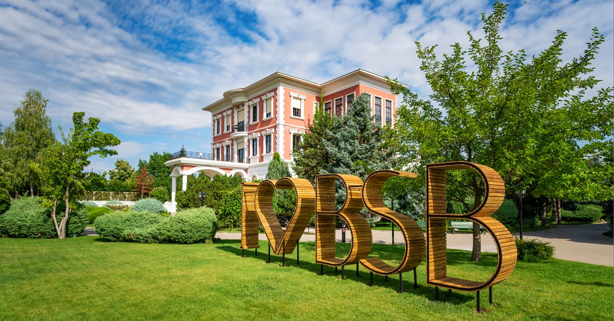 The British School of Bucharest opens the Scholarship Programme for the Academic Year 2024-2025. Who is eligible to apply and what standards must be met to secure a place at a top school?