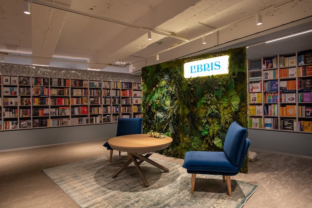 Central Romania: Libris reopens Brașov bookstore after 6 months renovation and EUR 500,000 investment