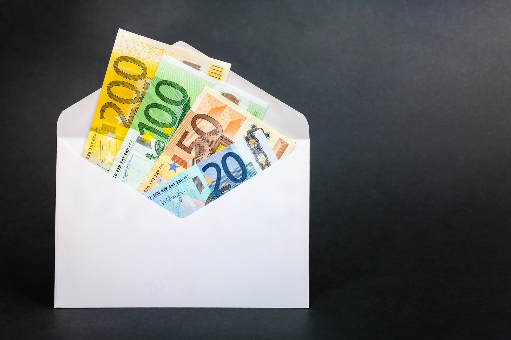 EY study puts Romania's underground economy at 13.1%