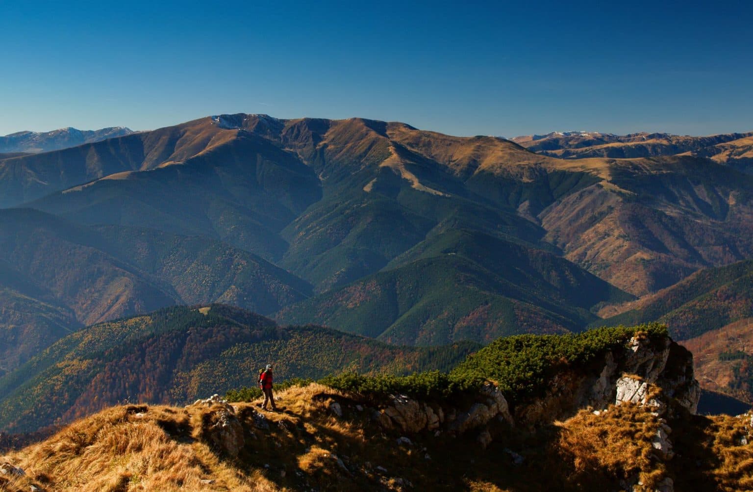 Creation of national park in Romania’s Făgăraș Mountains discussed in National Geographic article