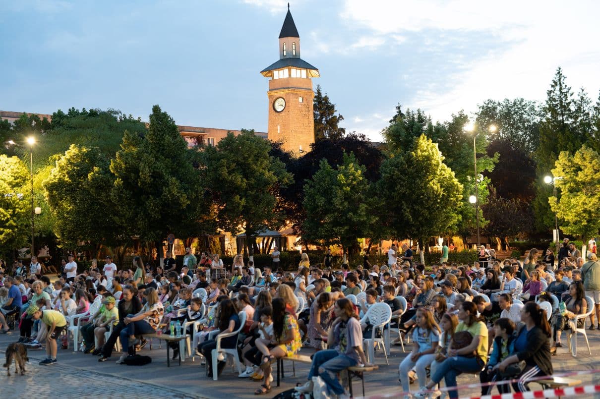 Play Giurgiu: Weekend festival brings film screenings to southern Romania city lacking cinema hall