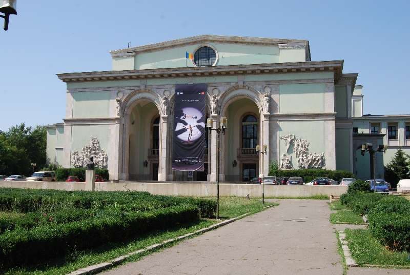 Verdi’s A Masked Ball premiers at the Bucharest Opera House