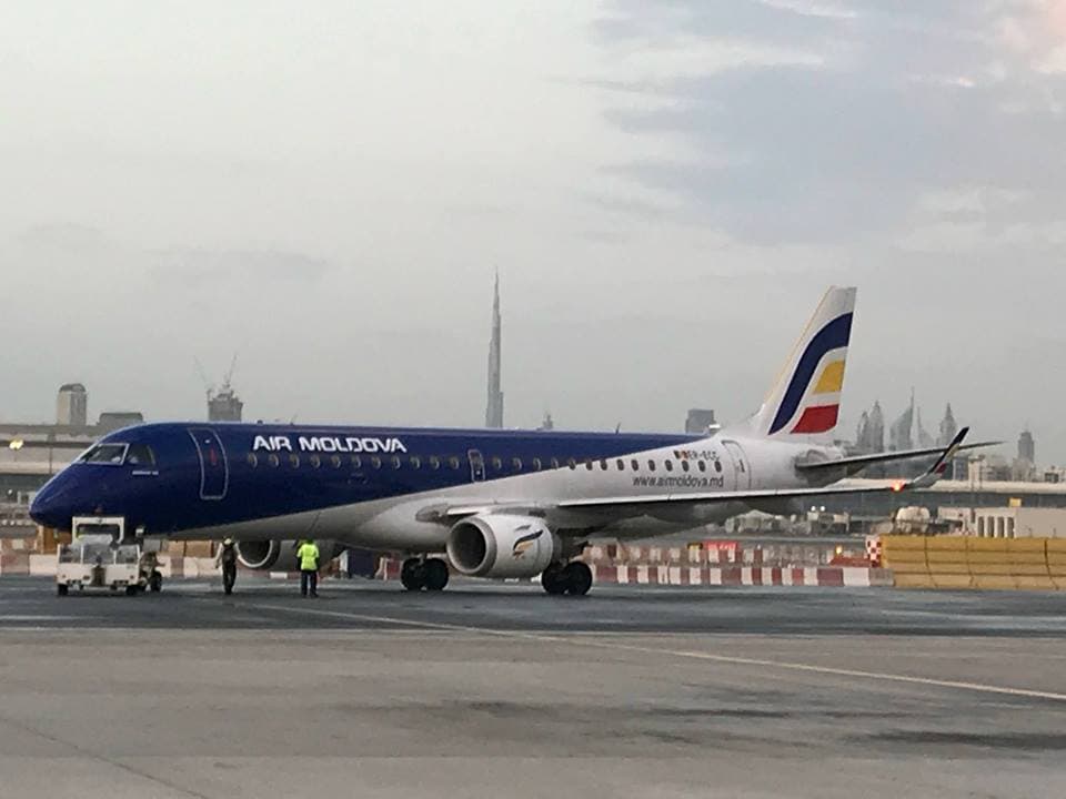 Moldovan airline marks 25th anniversary with live music during flight to Bucharest