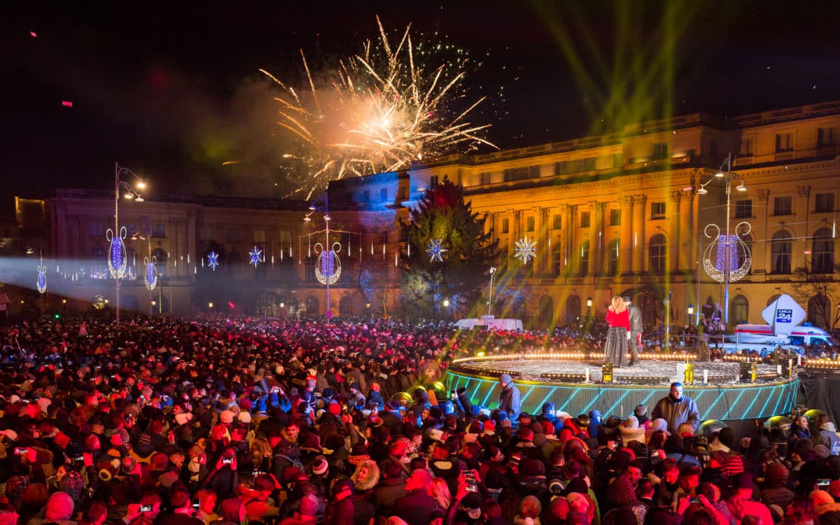 More than 50,000 people welcome 2018 in downtown Bucharest square